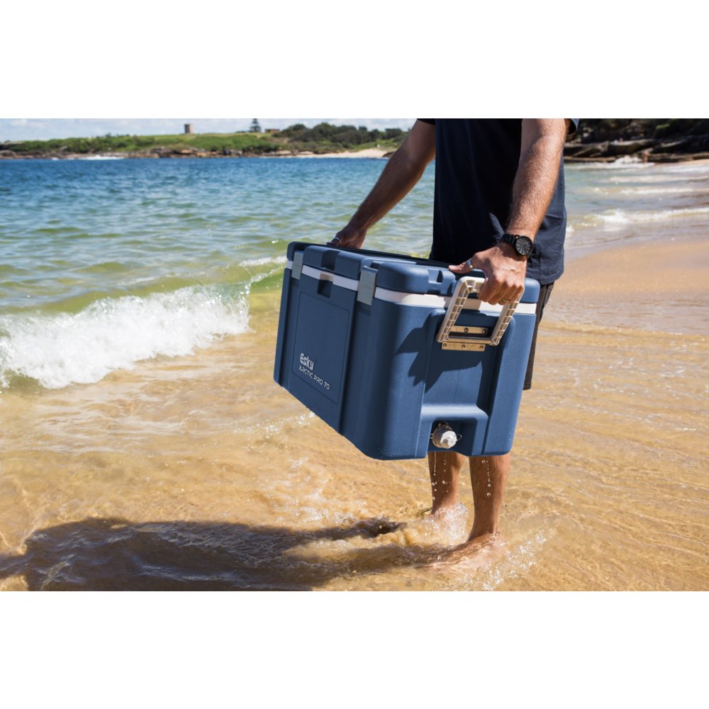 Esky arctic hot sale pro cooler